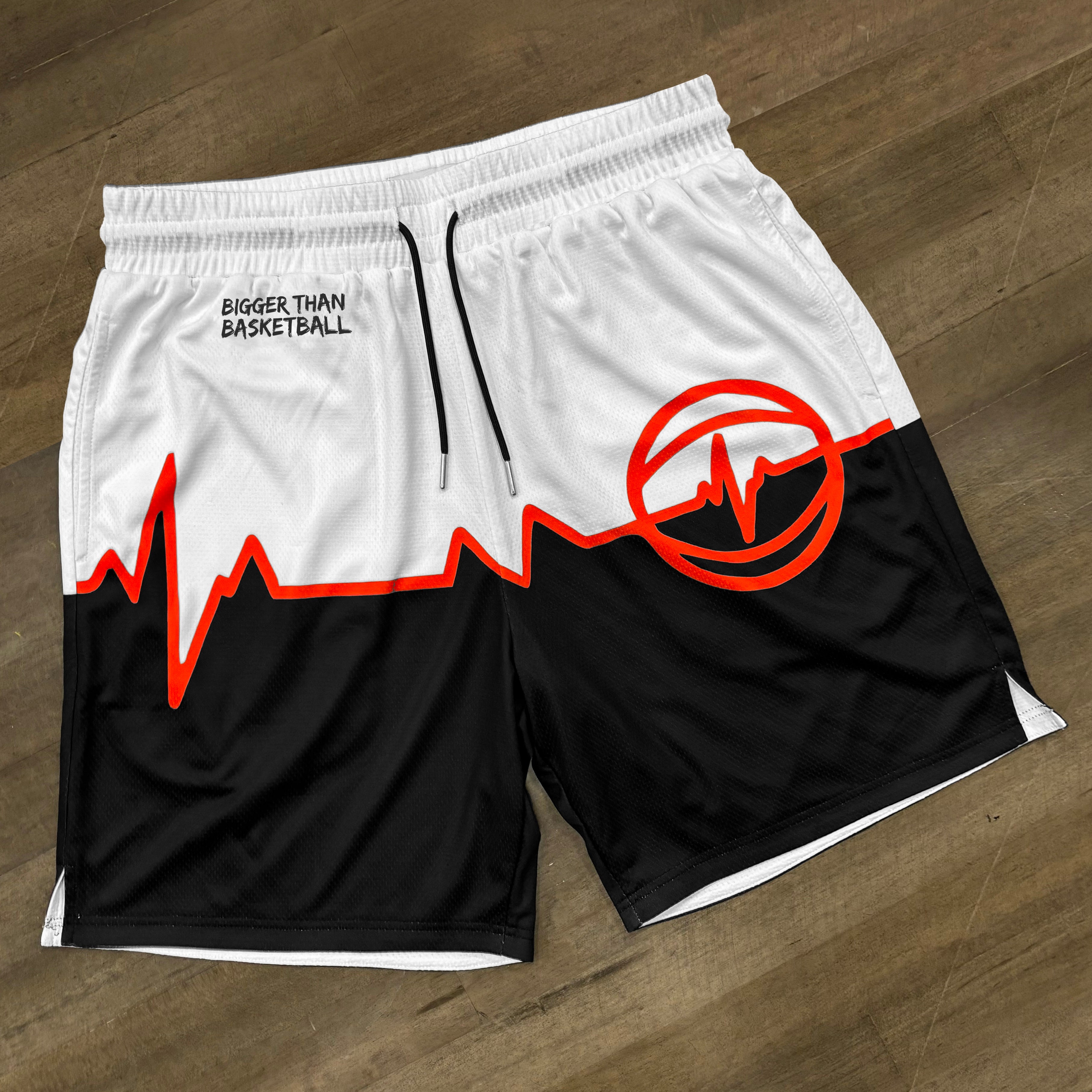 Lifeline - Shorts - Black / White