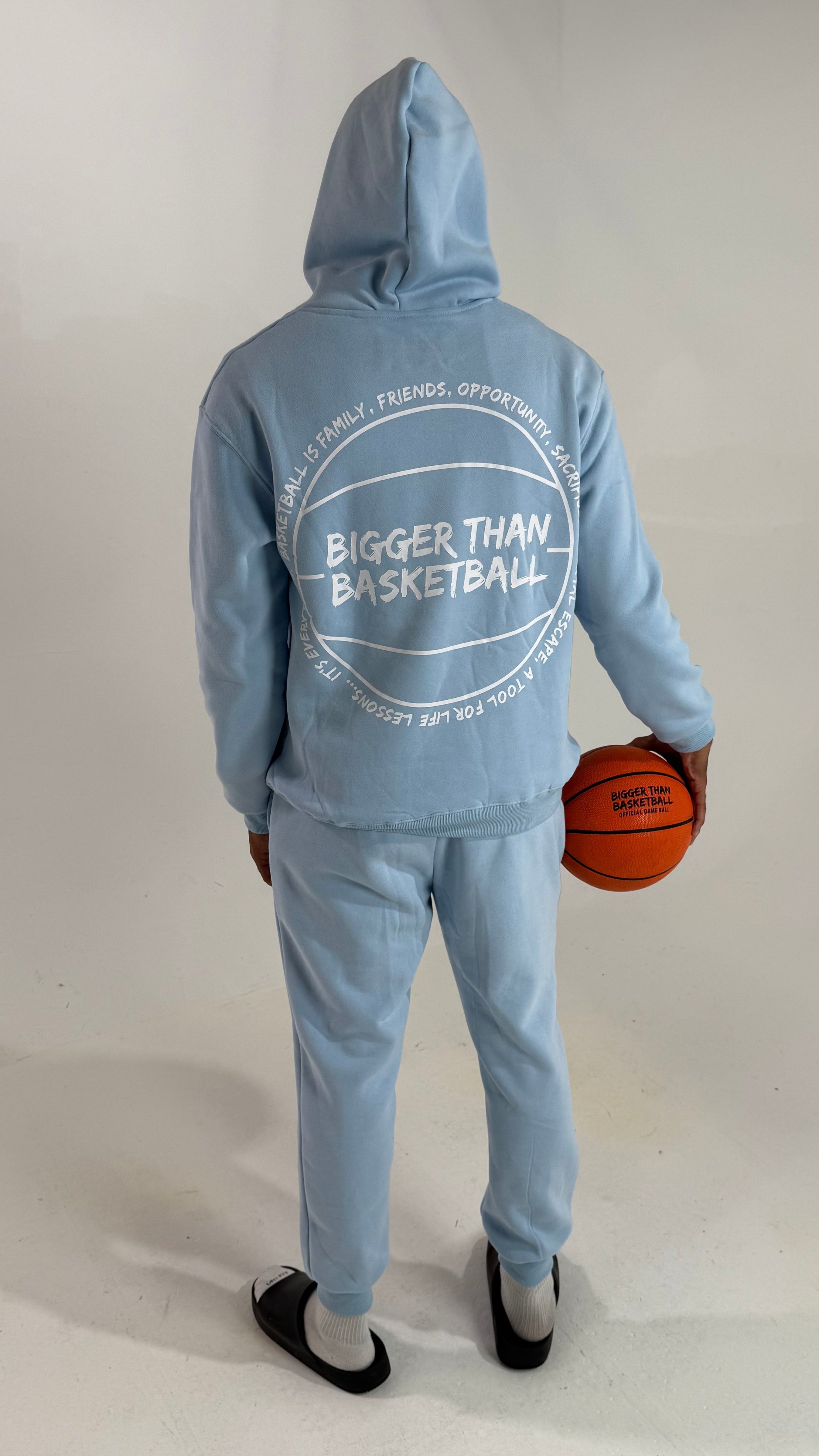 Beyond Basketball - Hoodie - Light Blue