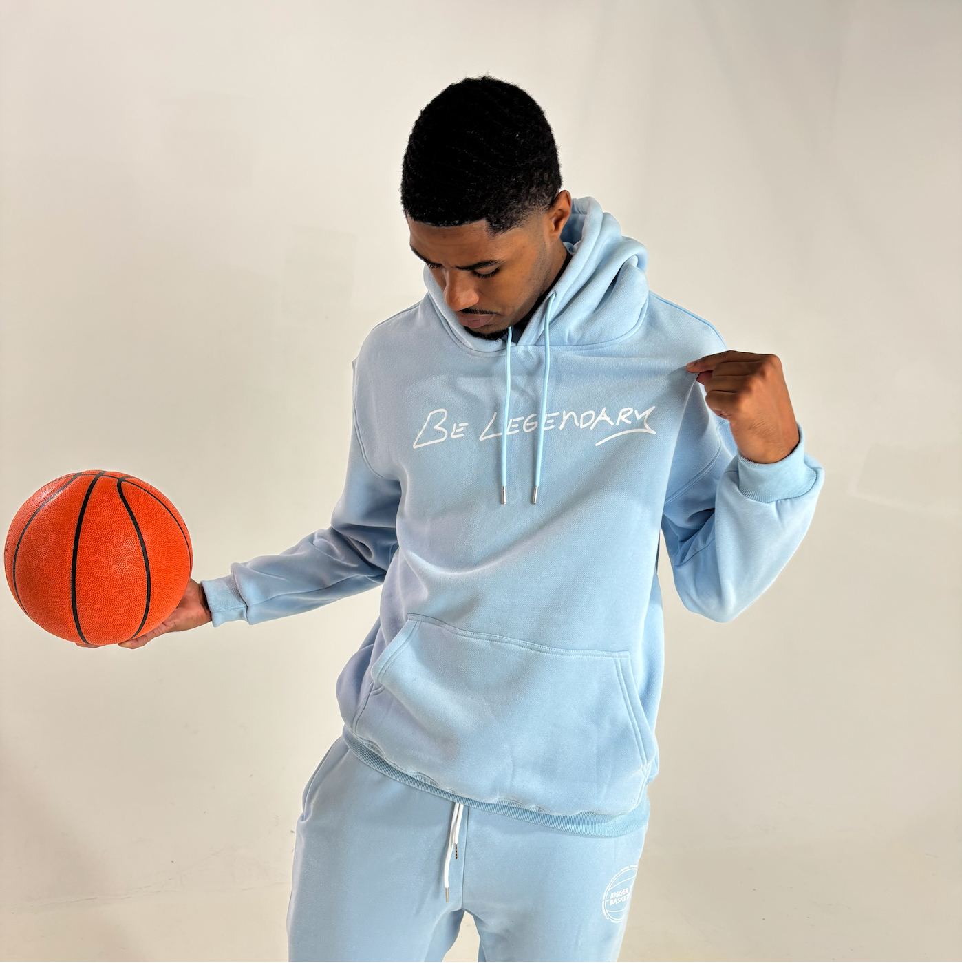 Be Legendary - Hoodie - Light Blue
